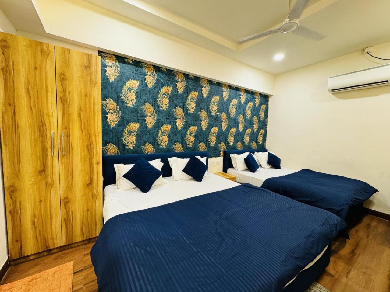 Hotel Shree Mahakal Krapa 乌贾因 外观 照片