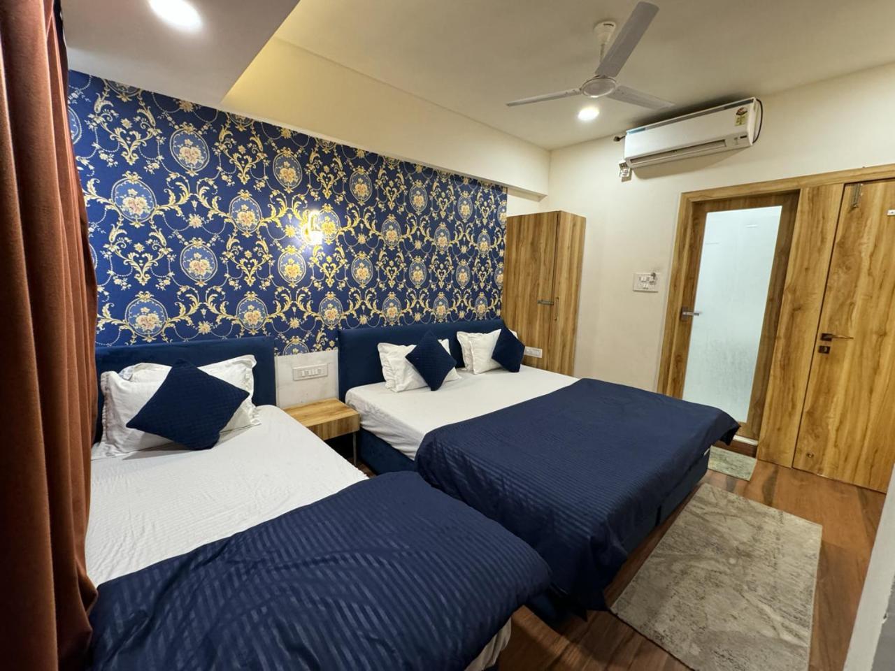 Hotel Shree Mahakal Krapa 乌贾因 外观 照片